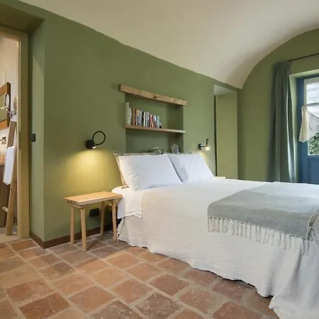 Antico Casale Mattei 3*